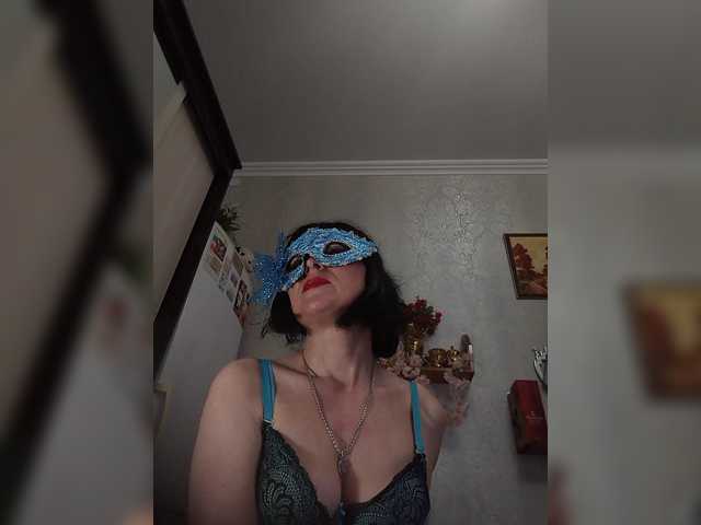 Lilya18 webcam