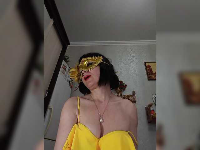 Lilya18 live webcam show