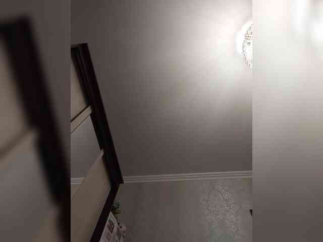 Lilya18 webcam