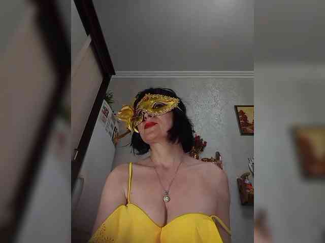 Lilya18 webcam