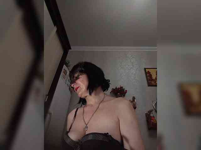 Lilya18 webcam