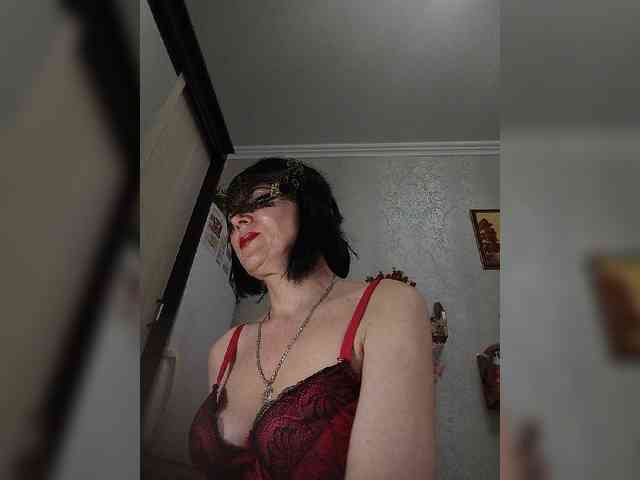 Lilya18 webcam
