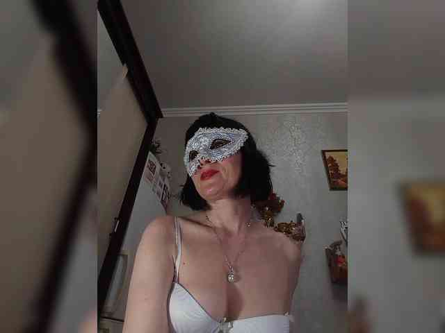 Lilya18 webcam