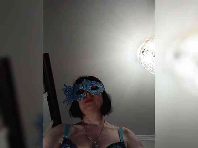Lilya18 webcam