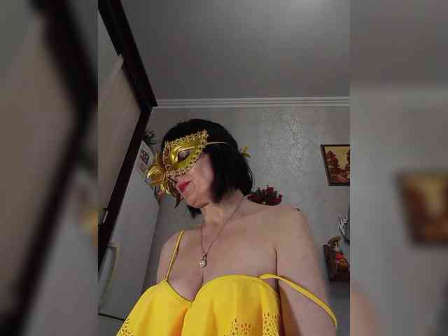 Lilya18 webcam