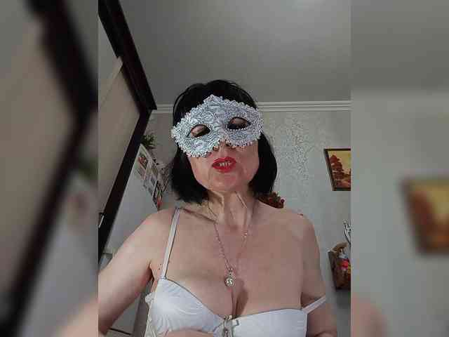 Lilya18 webcam