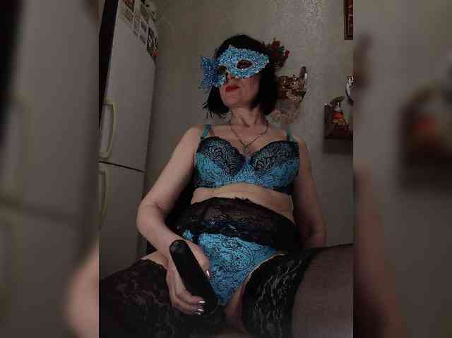 Lilya18 webcam