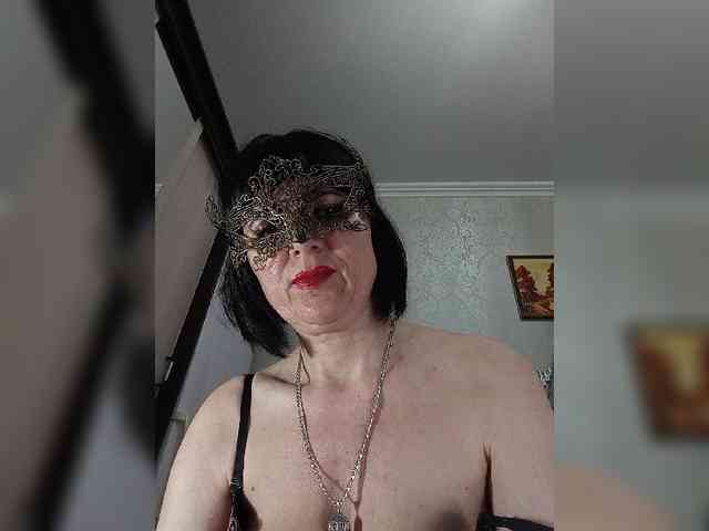 Lilya18 webcam