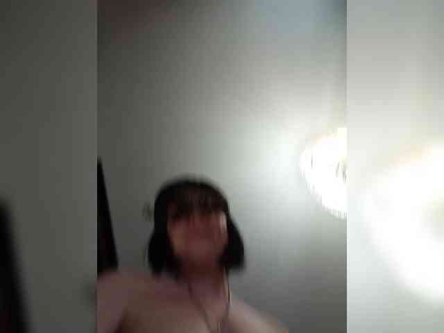 Lilya18 webcam