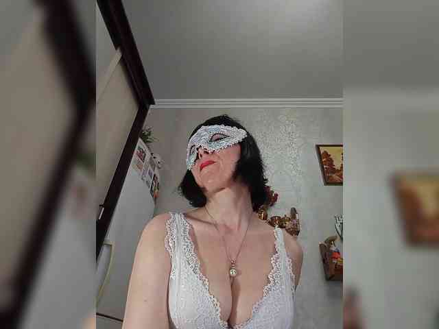 Lilya18 webcam