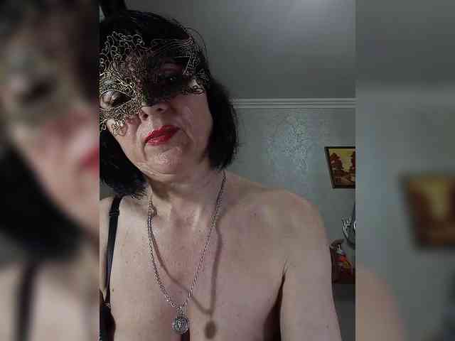 Lilya18 webcam