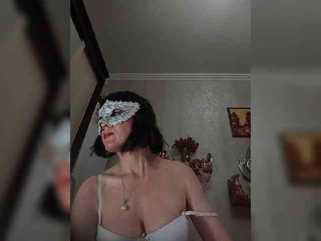 Lilya18 webcam