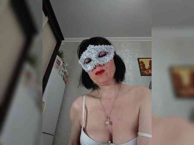 Lilya18 webcam