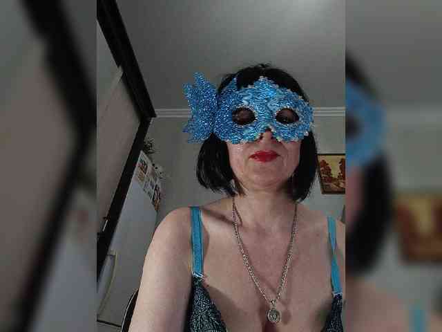 Lilya18 webcam