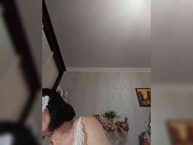 Lilya18 webcam