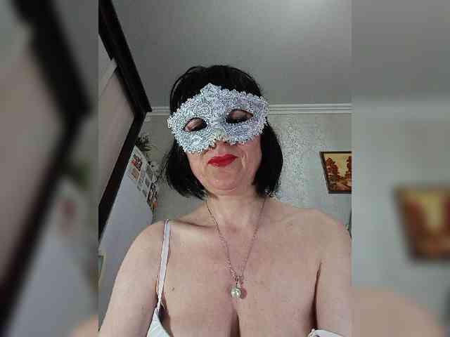 Lilya18 webcam