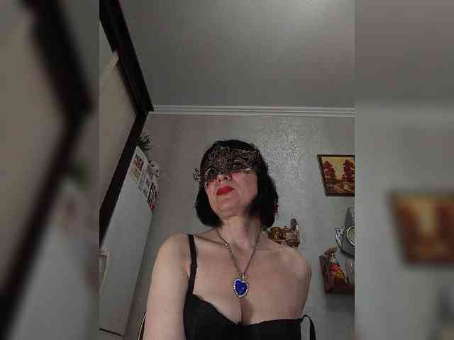 Lilya18 webcam