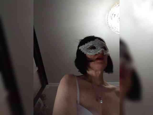 lilya18's live room