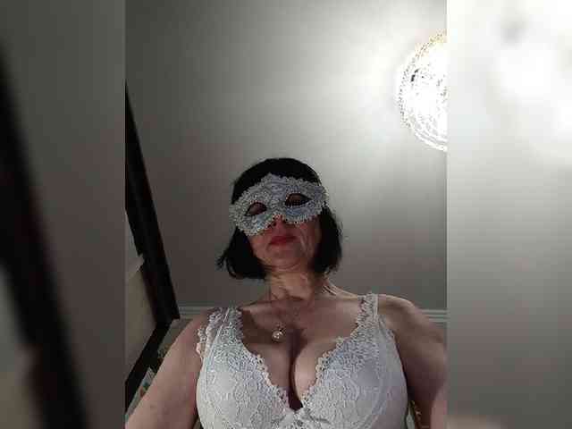 Lilya18 webcam