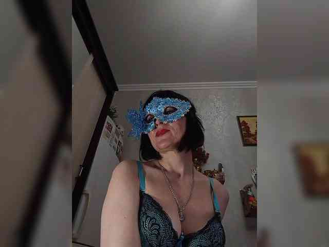 Lilya18 webcam