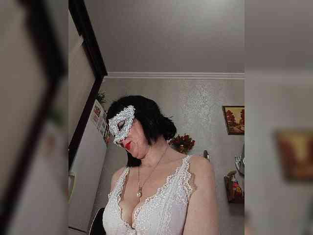 Lilya18 webcam