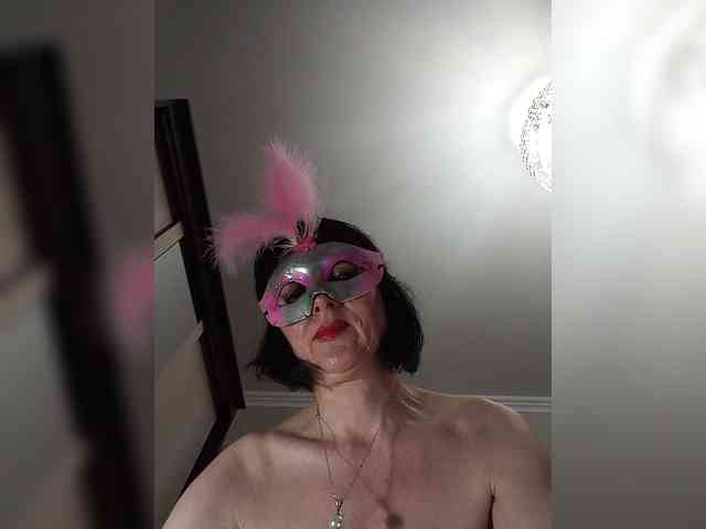 Lilya18 webcam