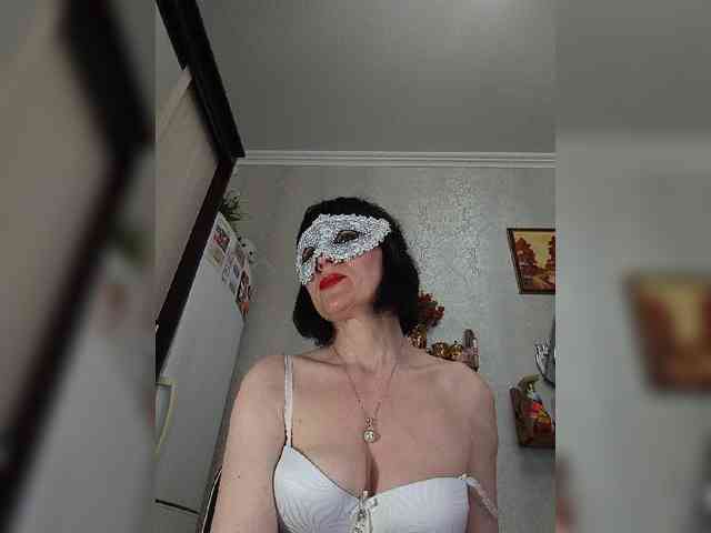 Lilya18 webcam
