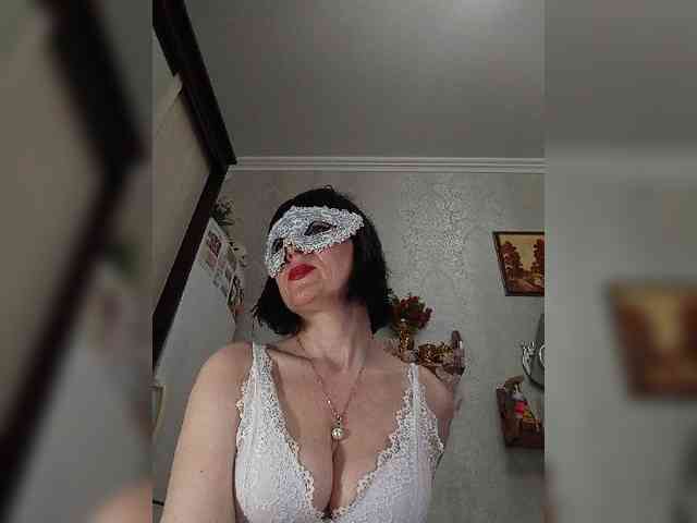 Lilya18 webcam