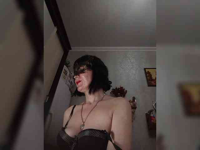 Lilya18 webcam