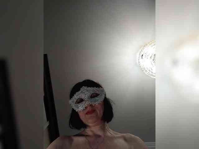 Lilya18 webcam