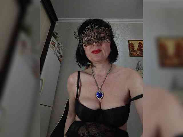 Lilya18 webcam