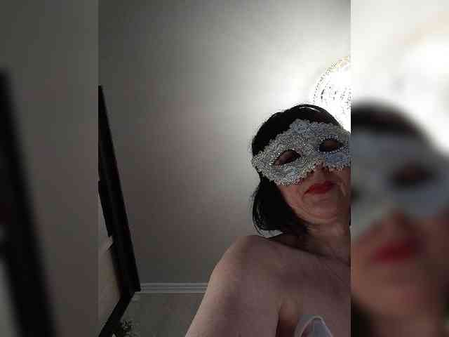 Lilya18 webcam