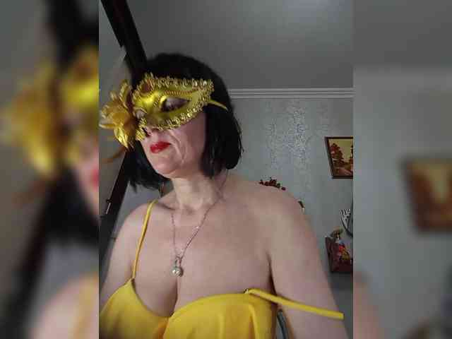 Lilya18 webcam