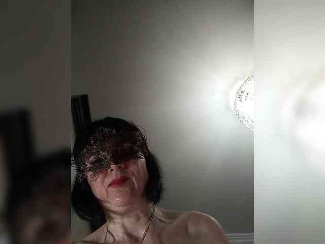 Lilya18 webcam