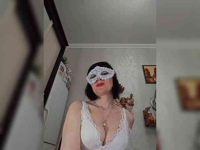 Lilya18 webcam