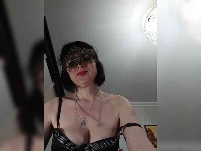 Lilya18 webcam