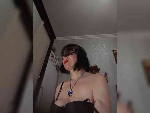 Lilya18 webcam