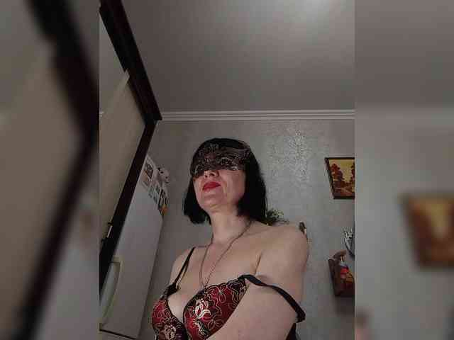 Lilya18 webcam