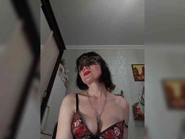 Lilya18 webcam