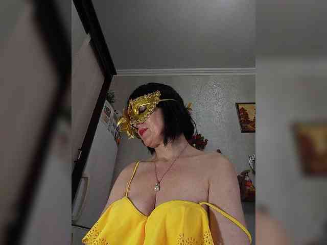 Lilya18 webcam