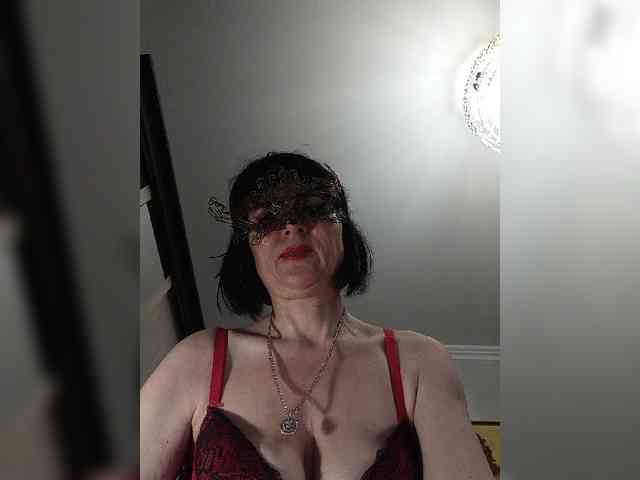 Lilya18 webcam