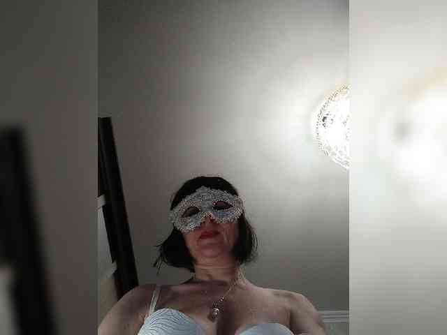 Lilya18 webcam