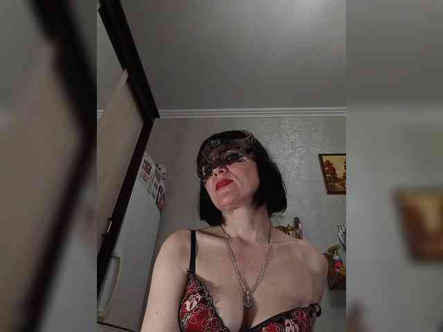 Lilya18 webcam