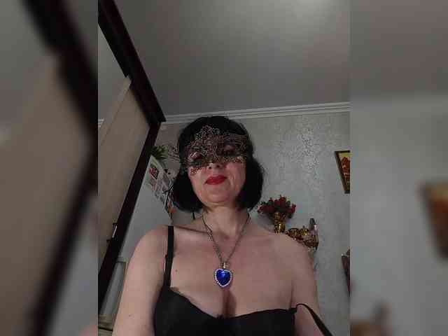 Lilya18 webcam