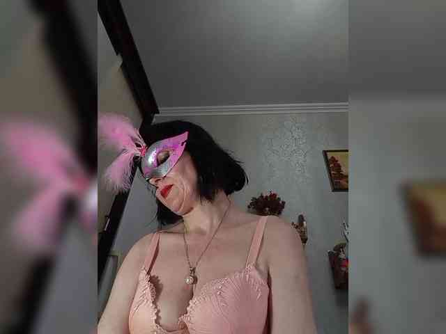 Lilya18 webcam