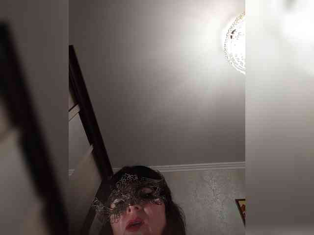 Lilya18 webcam