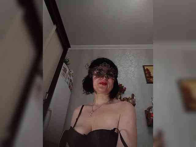 Lilya18 webcam