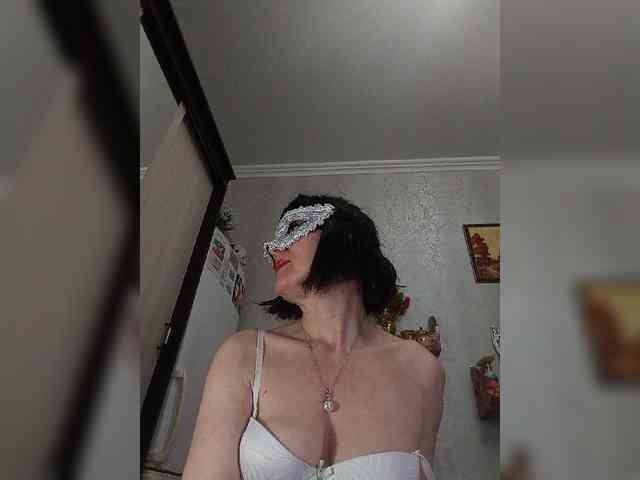 Lilya18 webcam