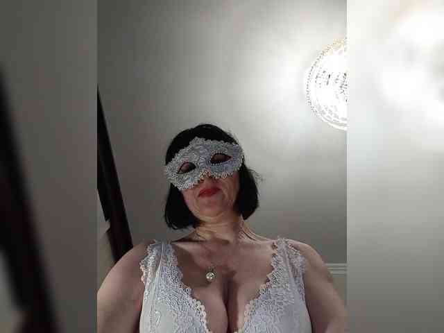 Lilya18 webcam