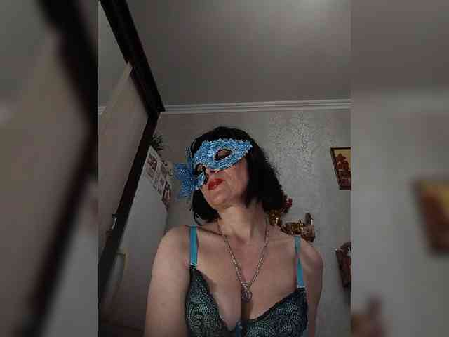 Lilya18 webcam